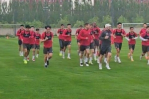 亚泰将士净月基地埋头苦练，全力适应苏帅训练思想