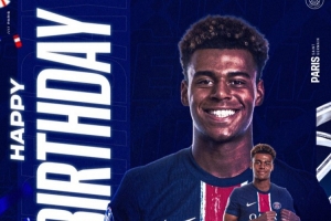 巴黎社媒祝杜埃生日快乐：20岁，没有什么不可能🎂❤️💙